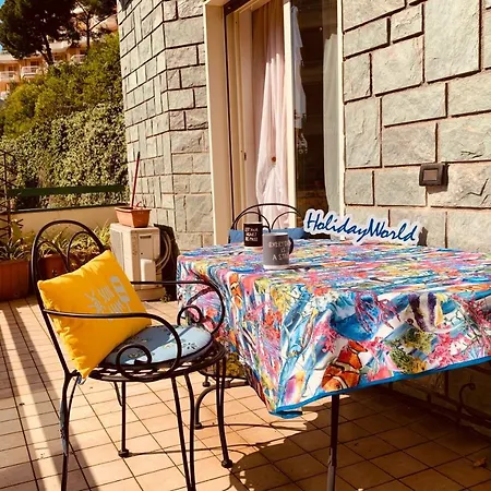 Titti By Holiday World Apartamento Sanremo